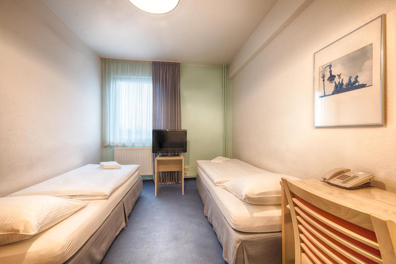 Enjoy Hostel Berlin City West Екстер'єр фото
