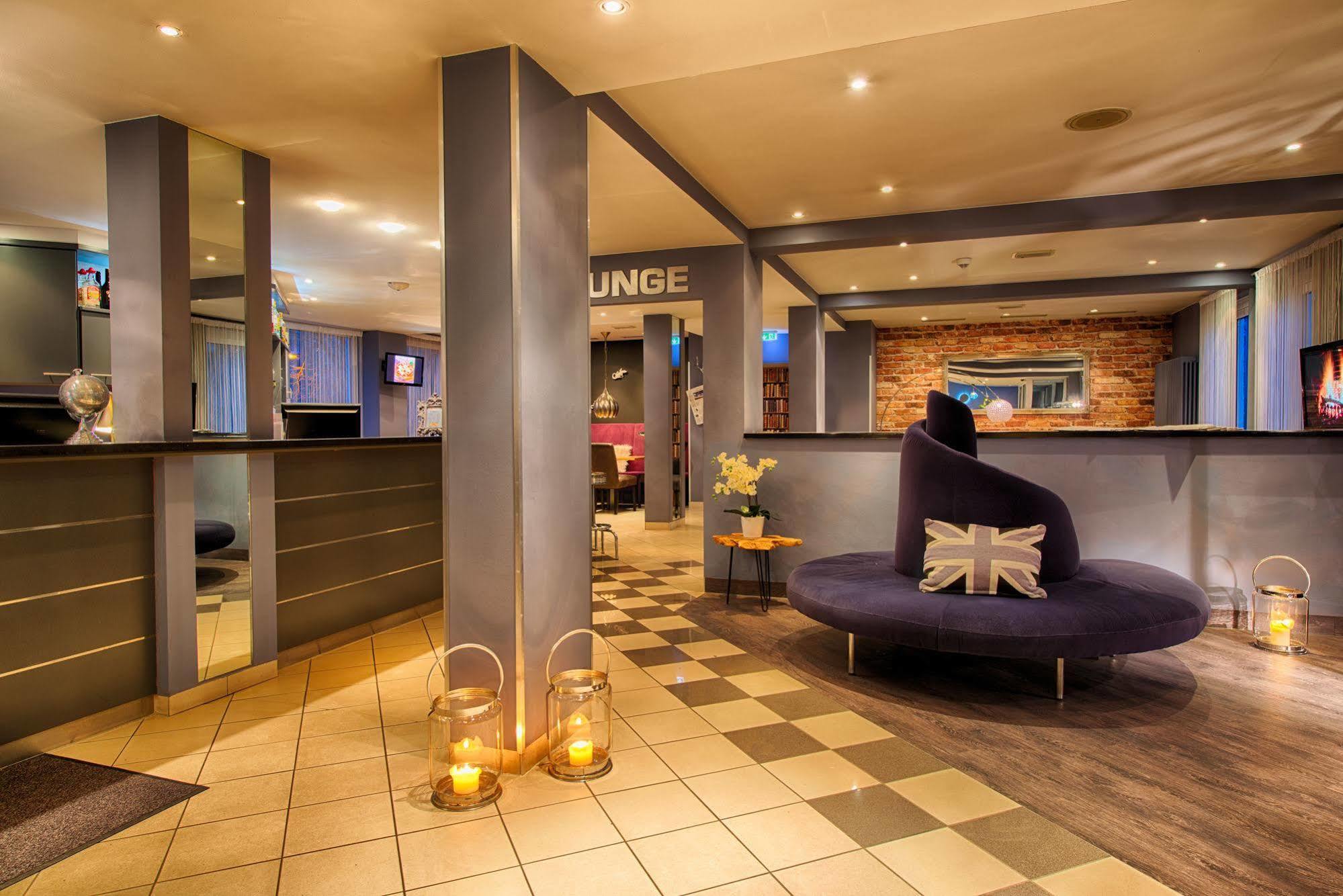 Enjoy Hostel Berlin City West Екстер'єр фото