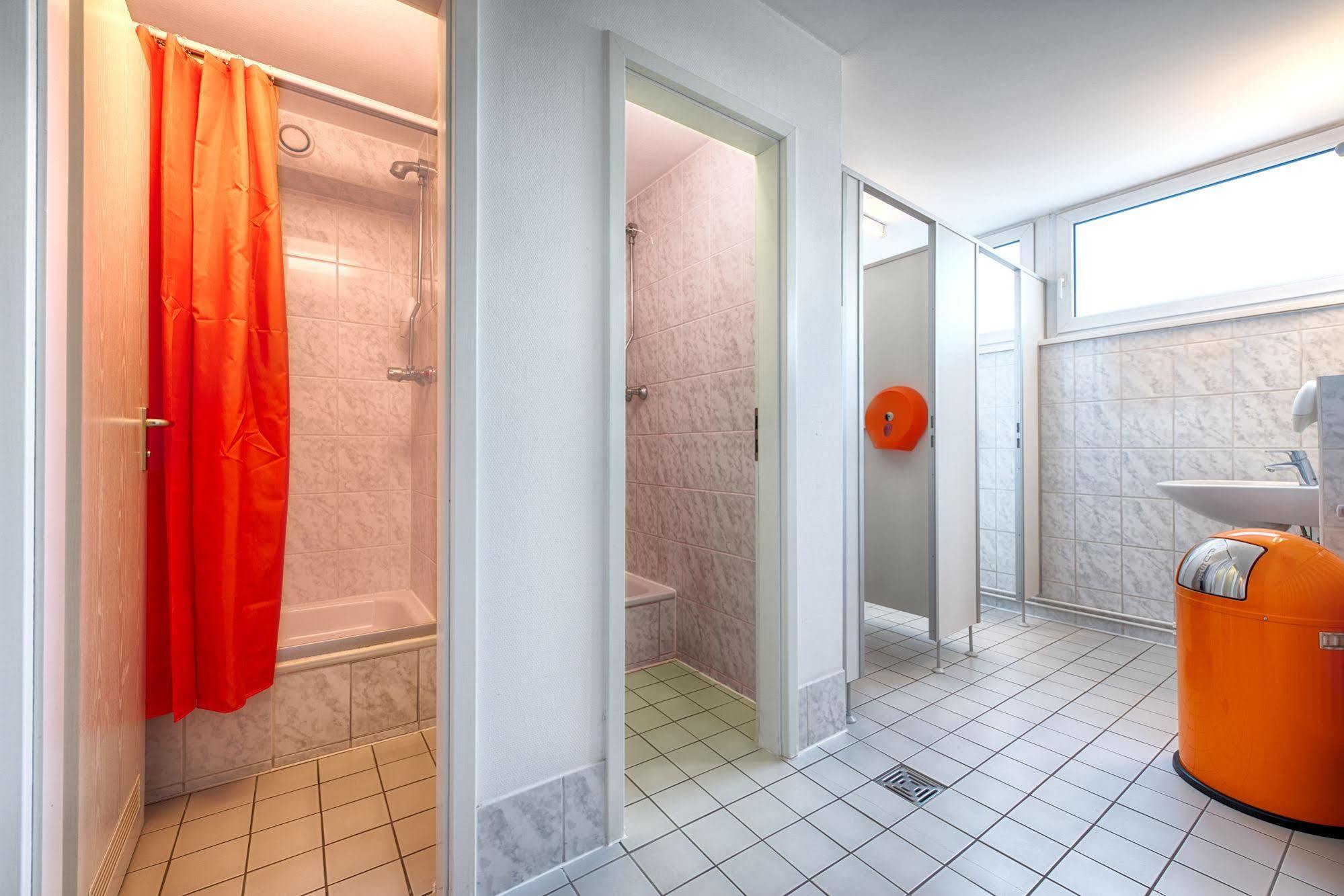 Enjoy Hostel Berlin City West Екстер'єр фото