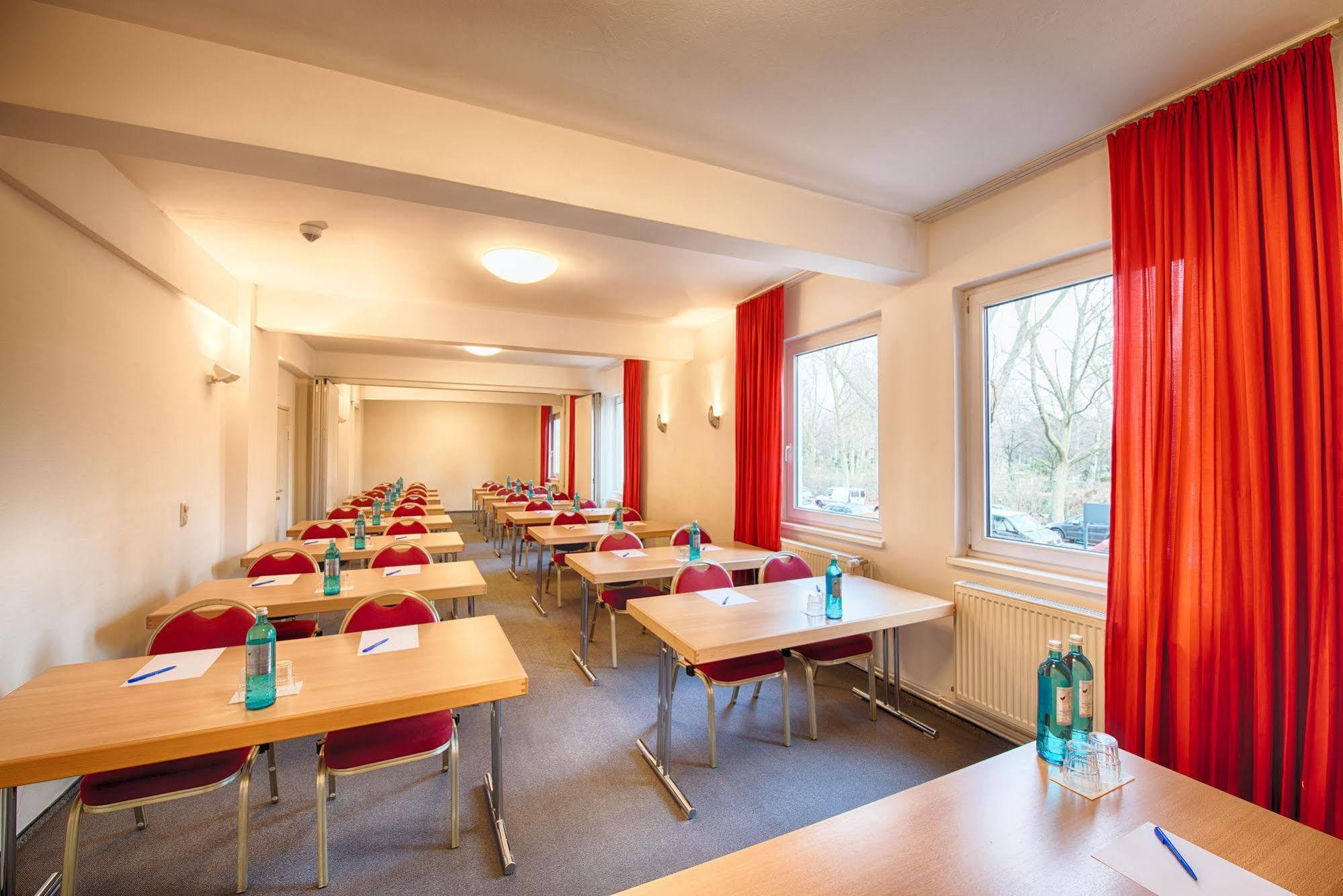 Enjoy Hostel Berlin City West Екстер'єр фото